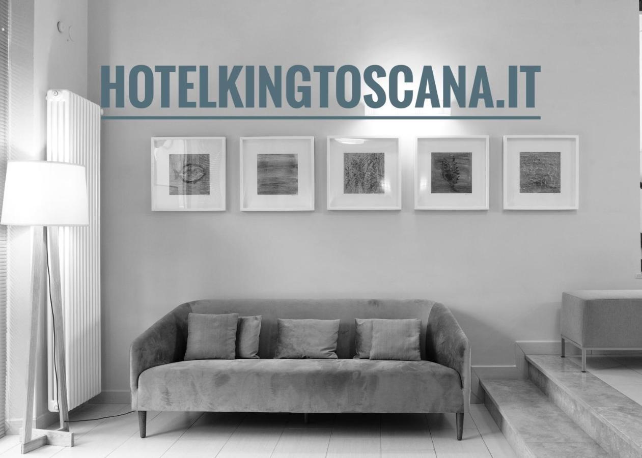 Hotel King مارينا دي بييتراسانْت المظهر الخارجي الصورة